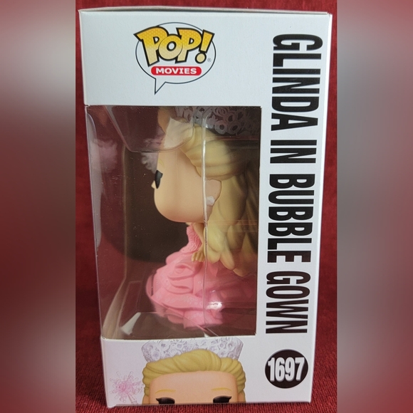 Glinda in bubble gown funko # 1697 (nib) With pop protector - Picture 5 of 7